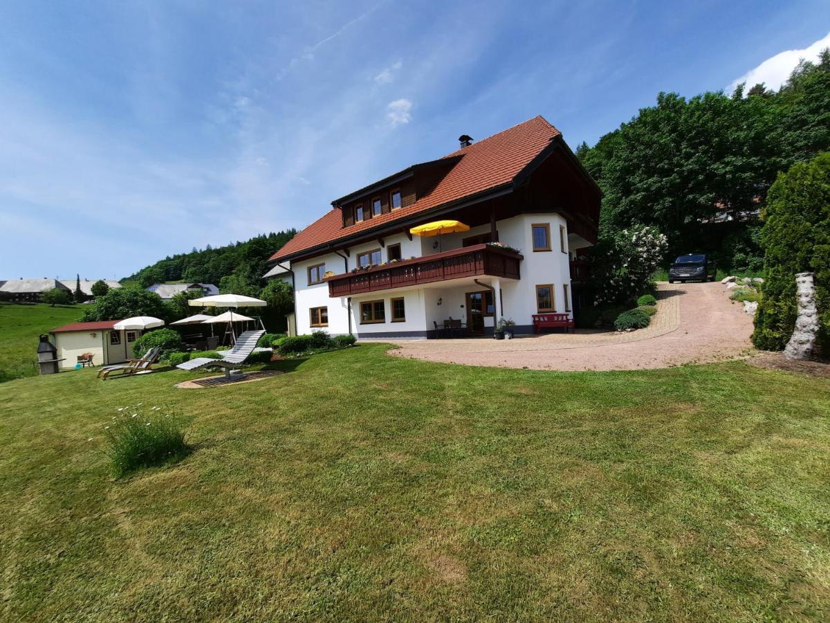 Hubertus Lodge Ibach Bagian luar foto
